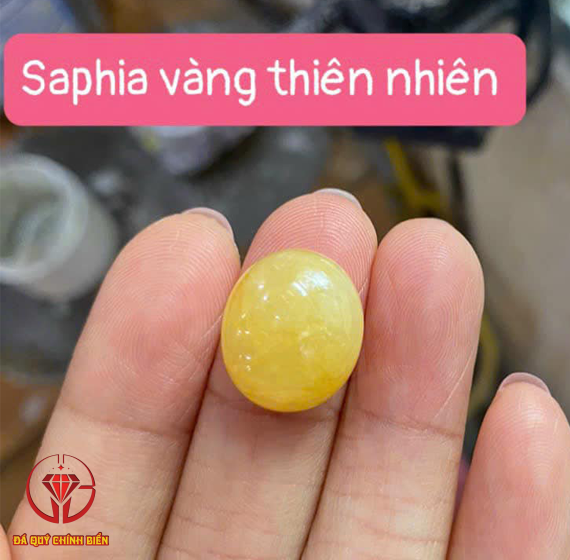SAPPHIRE VÀNG THIÊN NHIÊN